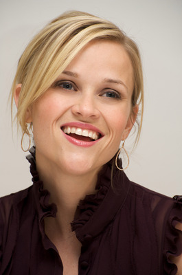 Reese Witherspoon Poster 2410491