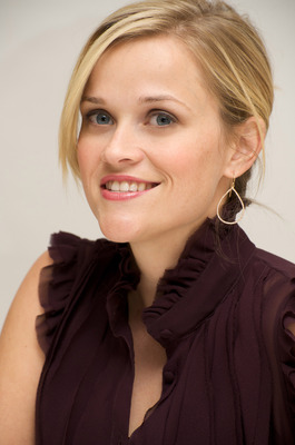 Reese Witherspoon Poster 2410493