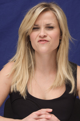 Reese Witherspoon Poster 2453288