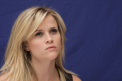 Reese Witherspoon Poster 2453319