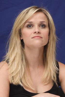 Reese Witherspoon Poster 2453342
