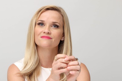 Reese Witherspoon Poster 2453356