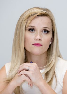 Reese Witherspoon Poster 2453367