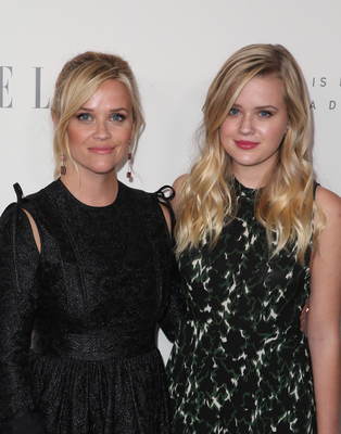 Reese Witherspoon Poster 2830312