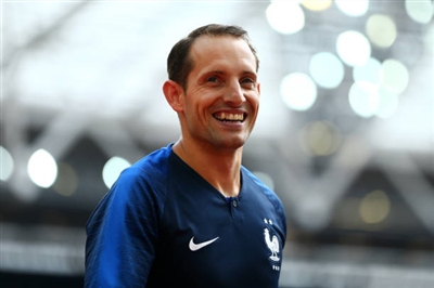 Renaud Lavillenie Poster 3610664