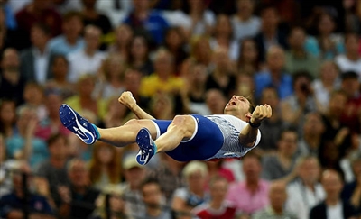 Renaud Lavillenie Poster 3610697