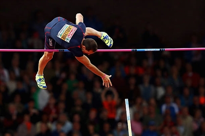 Renaud Lavillenie Poster 3610700