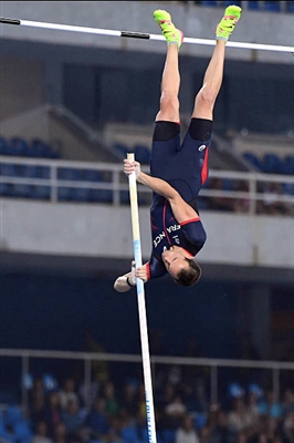 Renaud Lavillenie Poster 3610747