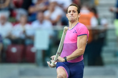 Renaud Lavillenie Poster 3610750
