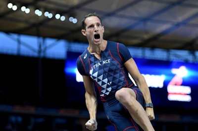 Renaud Lavillenie Poster 3610803