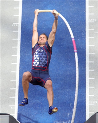 Renaud Lavillenie Poster 3610817
