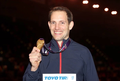 Renaud Lavillenie Poster 3610821