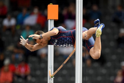 Renaud Lavillenie Poster 3610826