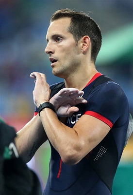 Renaud Lavillenie Poster 3610827