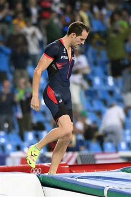 Renaud Lavillenie Poster 3610832