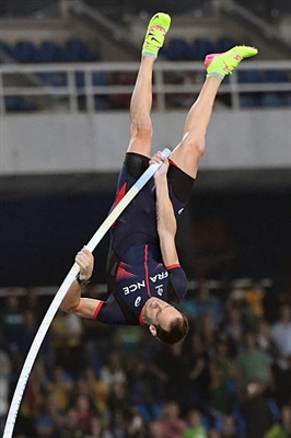 Renaud Lavillenie Poster 3610840
