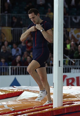 Renaud Lavillenie Poster 3610870