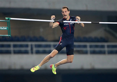 Renaud Lavillenie Poster 3610875