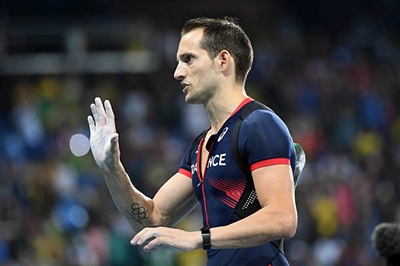 Renaud Lavillenie Poster 3610895