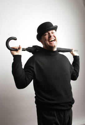 Ricky Gervais Poster 2104227
