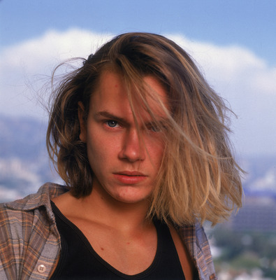 River Phoenix Poster 2210873