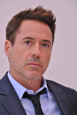 Robert Downey Jr Poster 2487102