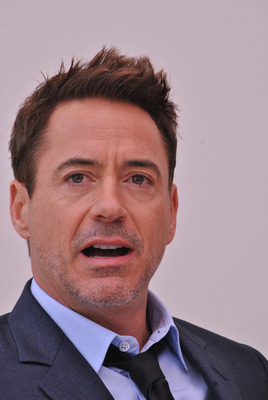 Robert Downey Jr Poster 2487109