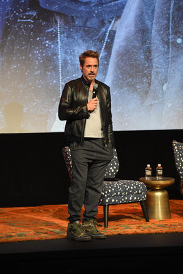 Robert Downey Jr Poster 2926540