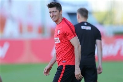 Robert Lewandowski Poster 3353469