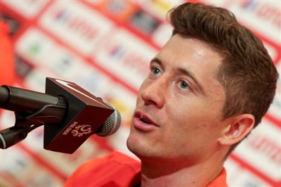 Robert Lewandowski Poster 3353496