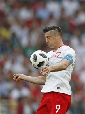 Robert Lewandowski Poster 3353504