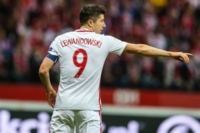 Robert Lewandowski Poster 3353525