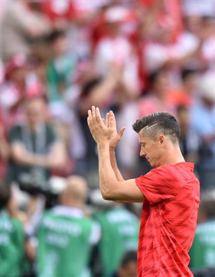 Robert Lewandowski Poster 3353553