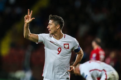 Robert Lewandowski Poster 3353559
