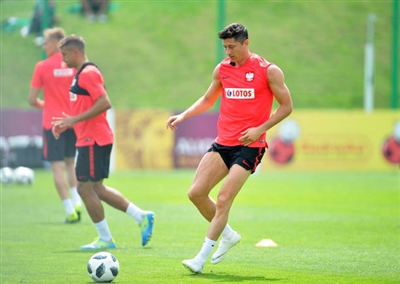 Robert Lewandowski Poster 3353577