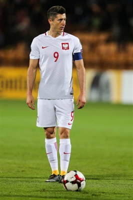 Robert Lewandowski Poster 3353596