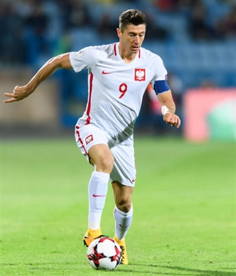 Robert Lewandowski Poster 3353598
