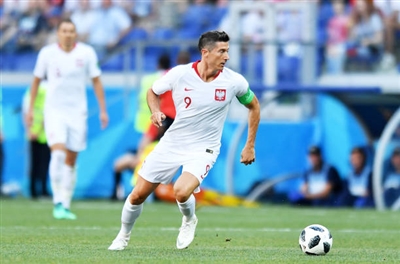 Robert Lewandowski Poster 3353610
