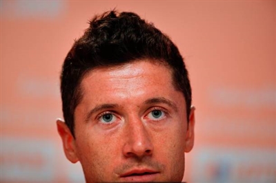 Robert Lewandowski Poster 3353656
