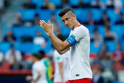 Robert Lewandowski Poster 3353698