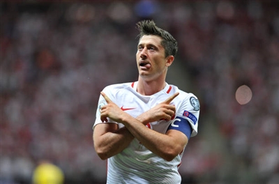 Robert Lewandowski Poster 3353712