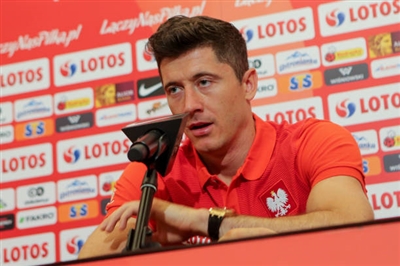 Robert Lewandowski Poster 3353713