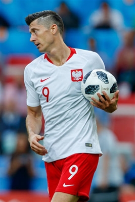 Robert Lewandowski Poster 3353725