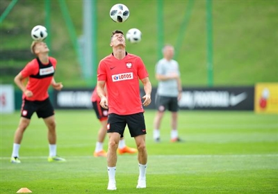 Robert Lewandowski Poster 3353749