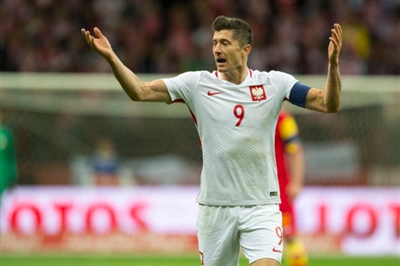 Robert Lewandowski Poster 3353756