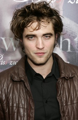 Robert Pattinson Poster 1525178