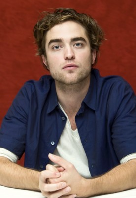 Robert Pattinson Poster 1525182