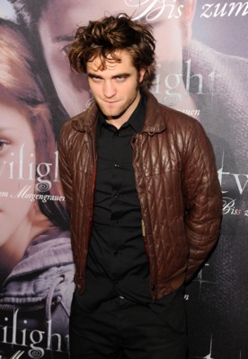Robert Pattinson Poster 1525200