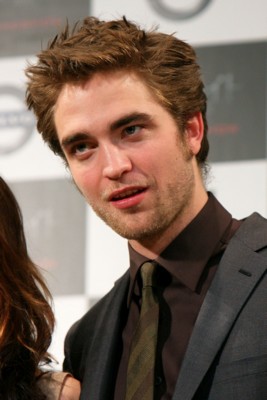Robert Pattinson Poster 1525207