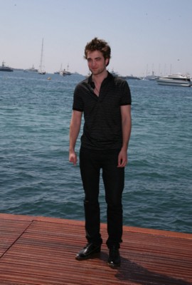 Robert Pattinson Poster 1525219